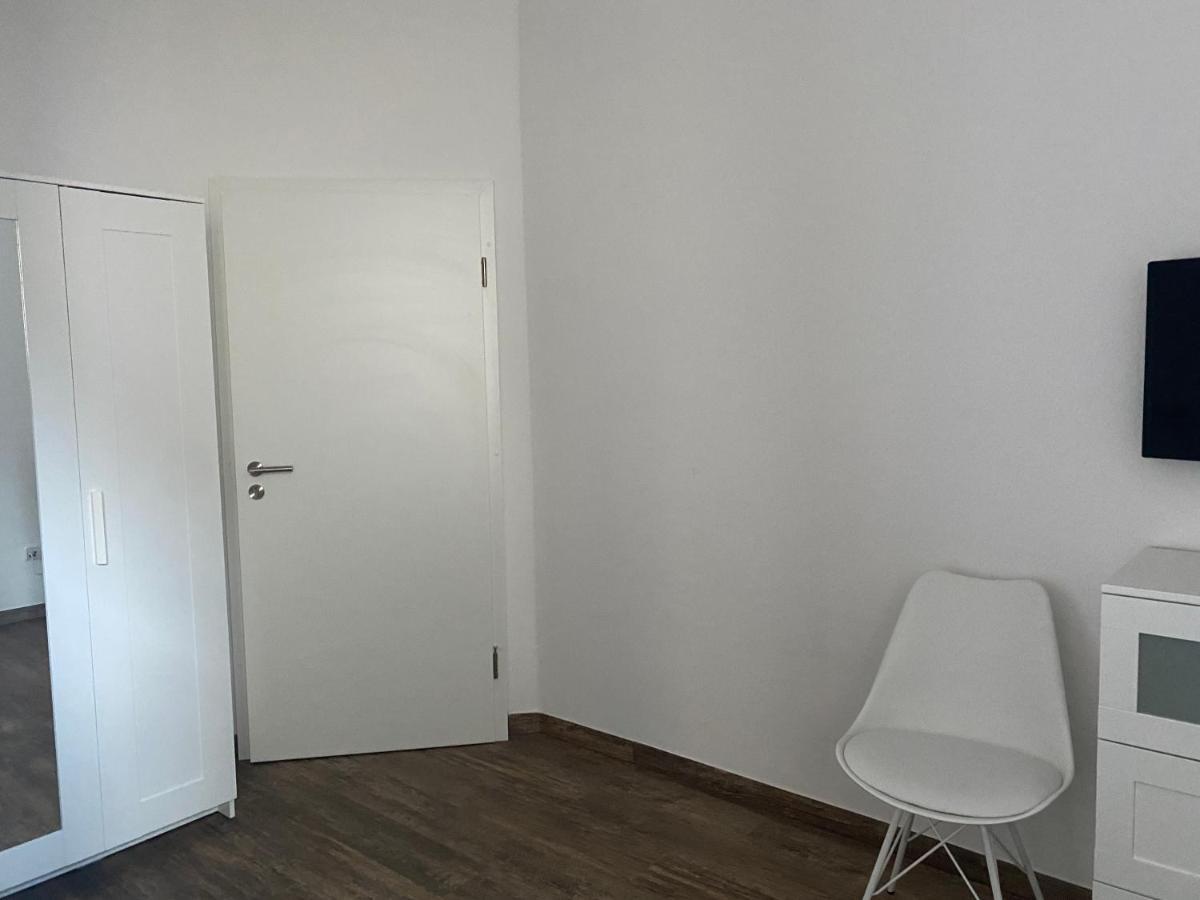 Monteurzimmer In Bielefeld - Mitte المظهر الخارجي الصورة