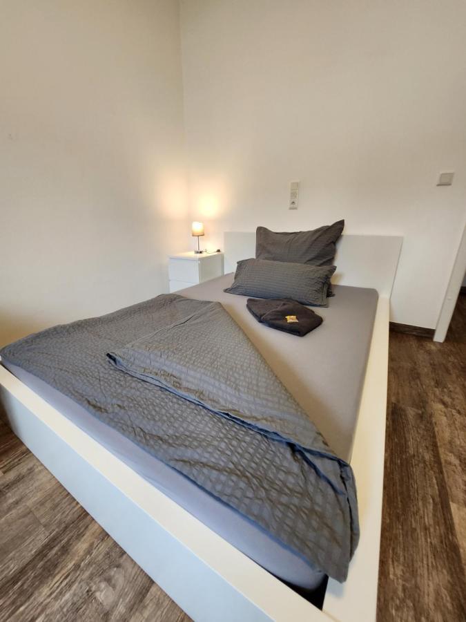 Monteurzimmer In Bielefeld - Mitte المظهر الخارجي الصورة