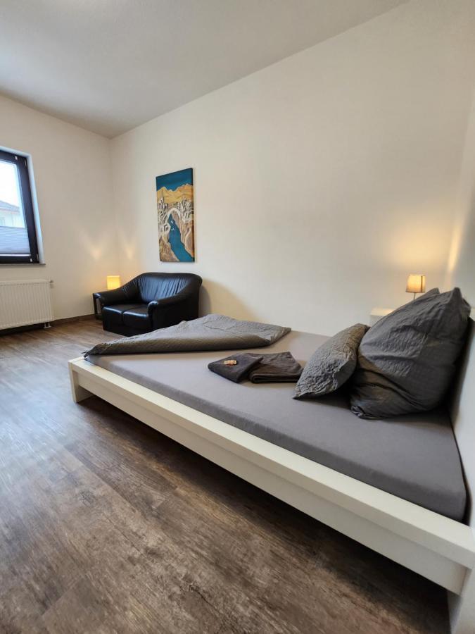 Monteurzimmer In Bielefeld - Mitte المظهر الخارجي الصورة