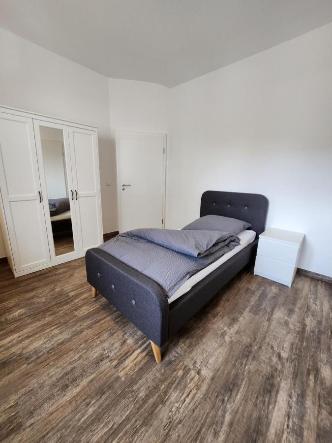 Monteurzimmer In Bielefeld - Mitte المظهر الخارجي الصورة